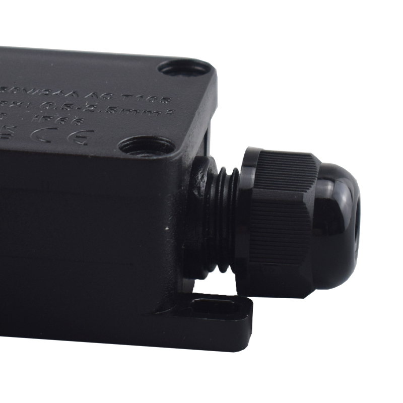 3 Way Outdoor Waterproof IP66  - Outdoor Power Distribution Box recensione e prezzo