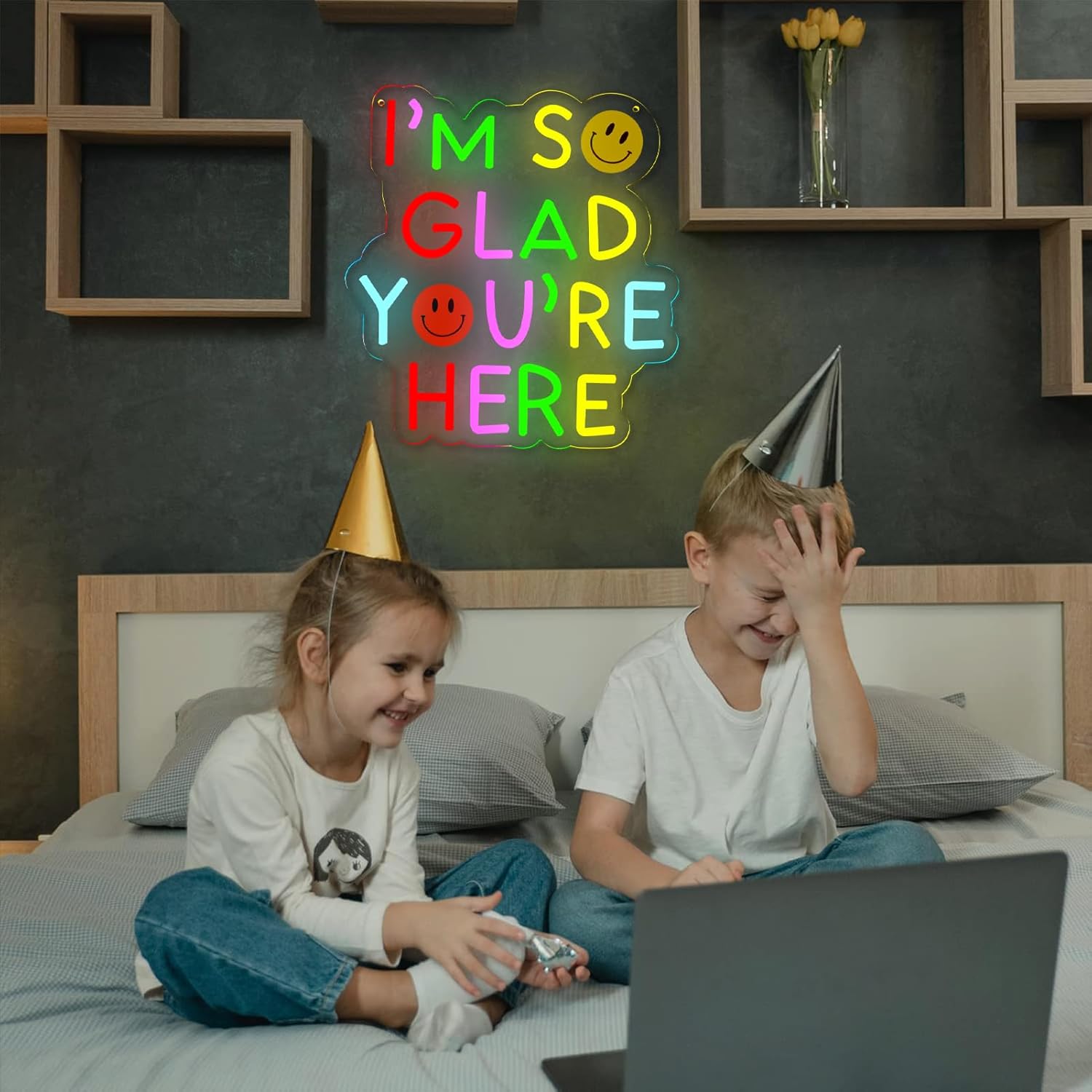 I’m So Glad You’re Here Neon S - Outdoor Power Reno recensione e prezzo